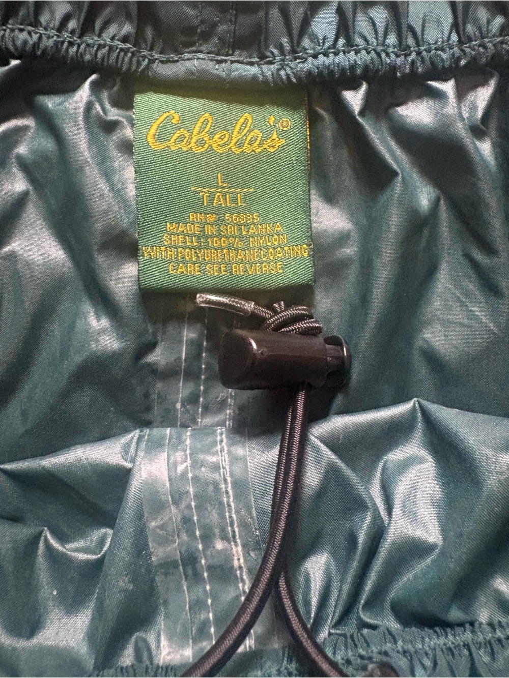 Cabela's Green Nylon Set of Raincoat and pants with Black Drawcord